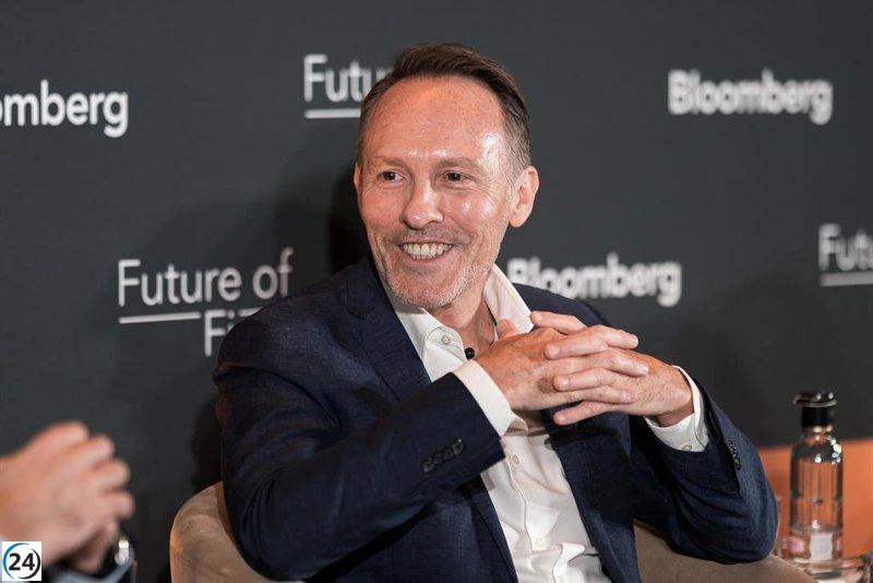 HBX planea recomprar hasta 100 millones en acciones y distribuir dividendos.