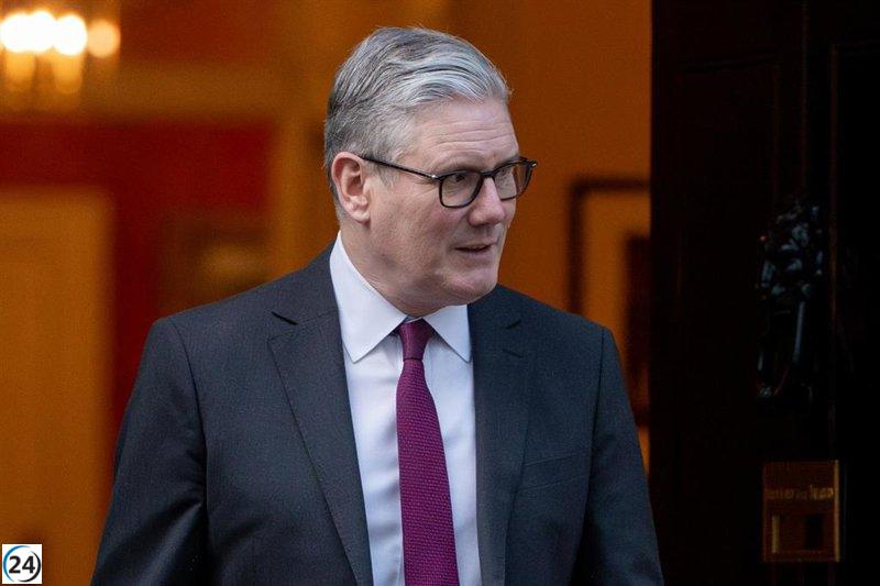 Starmer pide mantener la serenidad y dialogar con EE. UU. y aliados sobre la situación en Groenlandia.