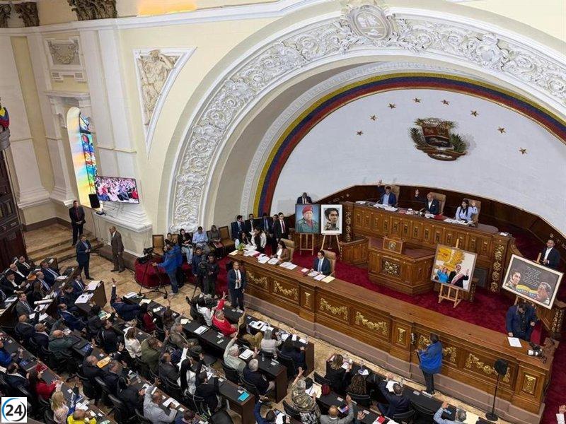 Venezuela avanza hacia la apertura petrolera con aprobación legislativa al sector privado.