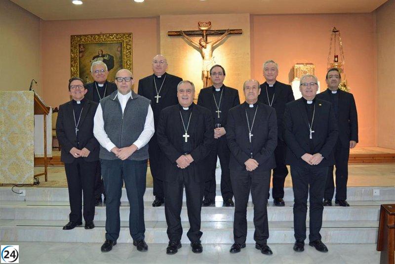 Obispos de Andalucía expresan su pesar por la tragedia en Adamuz y agradecen a los voluntarios y equipos de emergencia.