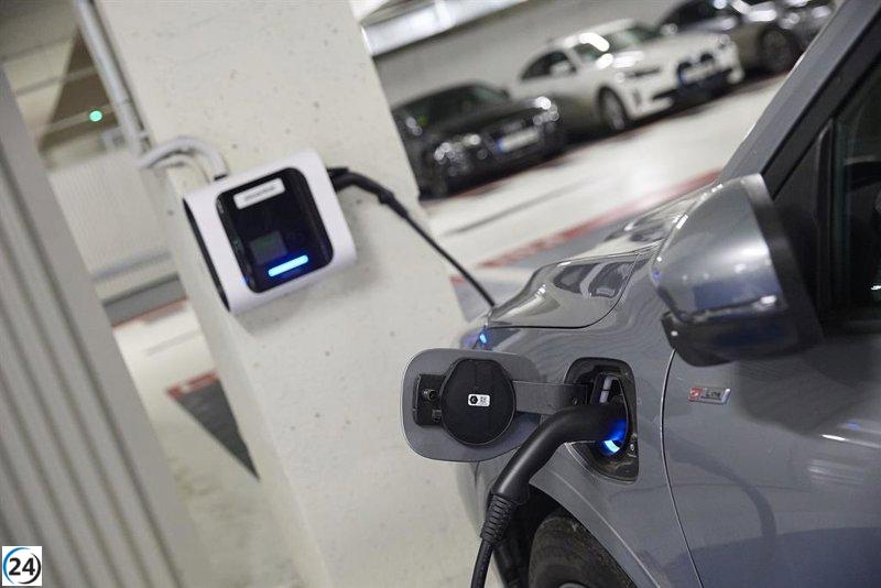 Faconauto urge el Plan Auto+ para acelerar la adquisición de coches eléctricos.