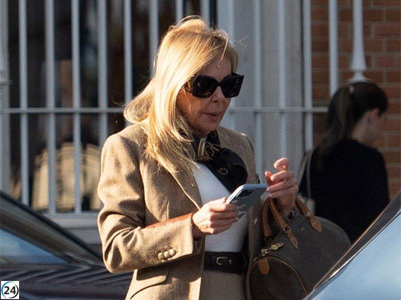 Ana Obregón revive momentos con dos antiguos amores.