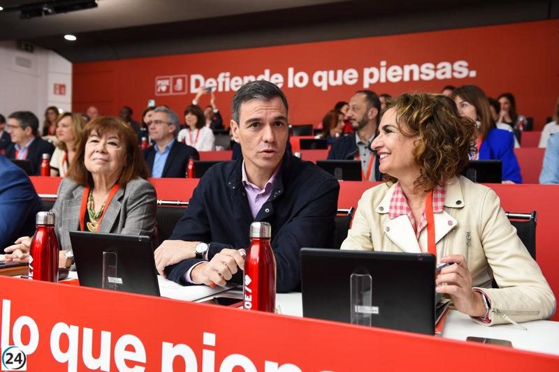 El PSOE, en octubre, instó a sus federaciones a adquirir servicios y recursos de previsión ante las elecciones por el aumento de los precios.