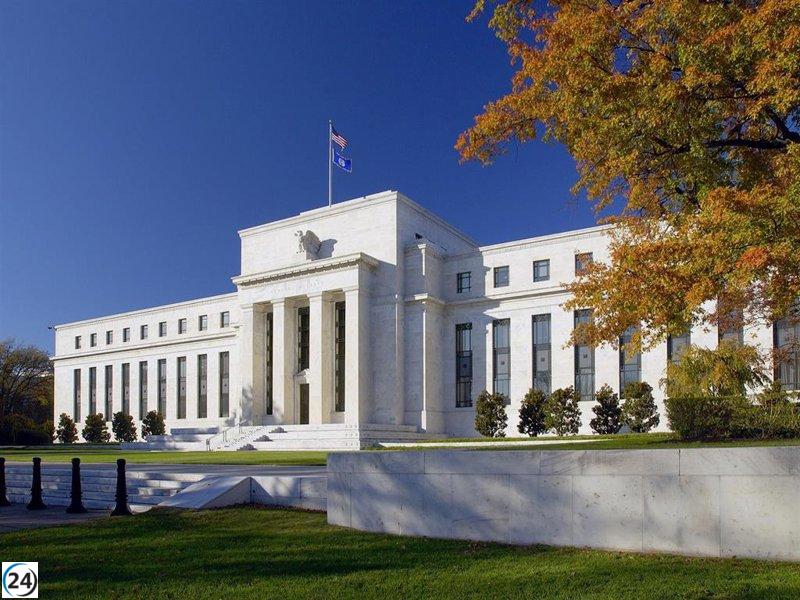 Reserva Federal baja expectativas de subir tasas de interés.