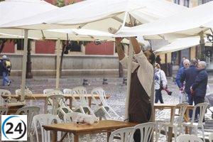 Hostelería y Automóvil impulsan las ventas del sector servicios con una subida del 7,7% en febrero.