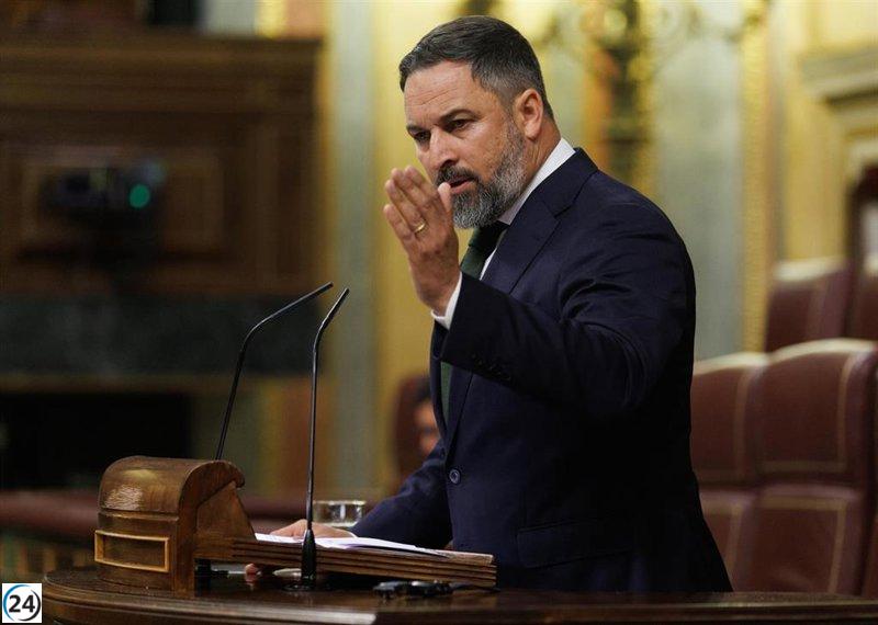 Abascal acusa a Sánchez de insultar a los votantes de Vox.