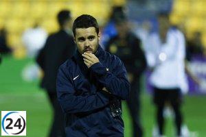 Giráldez advierte sobre la importancia de seguir el plan ante el Chelsea.