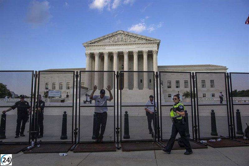 El Tribunal Supremo de EEUU mantiene en el mercado la píldora abortiva.