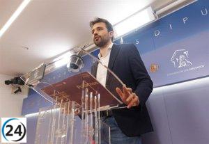 Podemos rechaza enmienda del PSOE para igualdad fiscal de confesiones y exige rectificación.