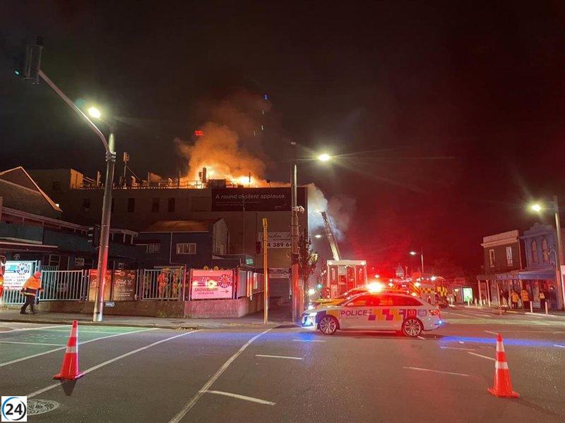Seis fallecidos en un incendio en hotel de Nueva Zelanda.