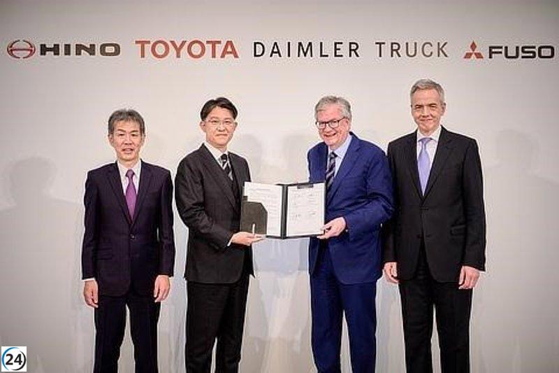Daimler Truck y Toyota planean fusionar sus filiales en Asia para 2024.
