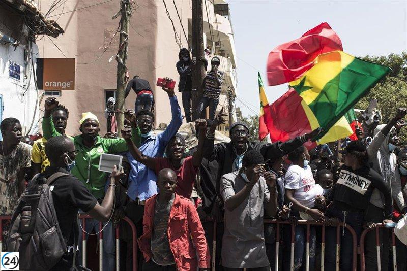 Senegal prohíbe manifestaciones este fin de semana.