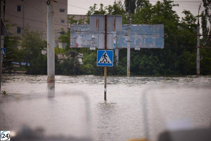 50 personas muertas por las inundaciones después del colapso de la presa de Kajovka, según las autoridades prorrusas.