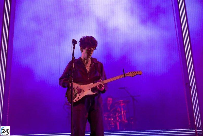 Festival en Malasia cancelado tras un beso gay en el escenario.