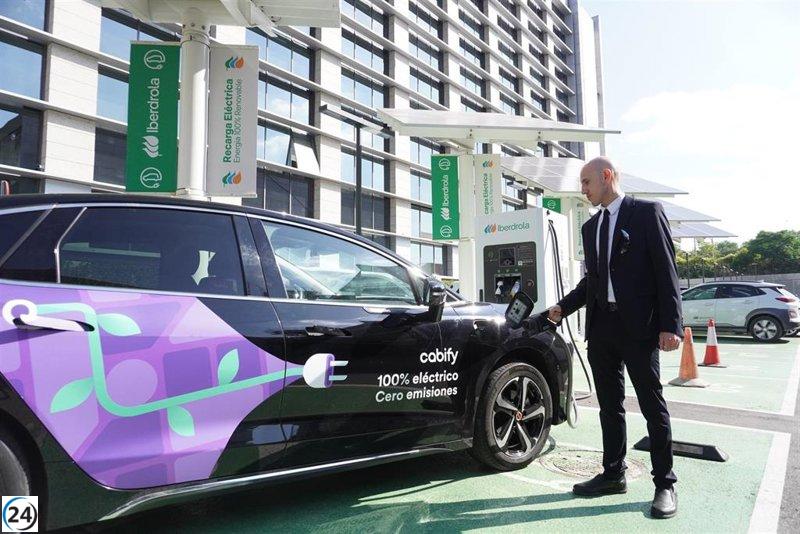 Iberdrola y Cabify se unen para promover la movilidad sostenible de conductores de la plataforma.