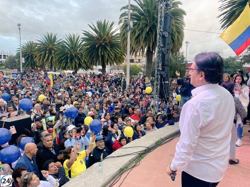 Fernando Villavicencio, candidato presidencial ecuatoriano, fallece tras ataque a tiros