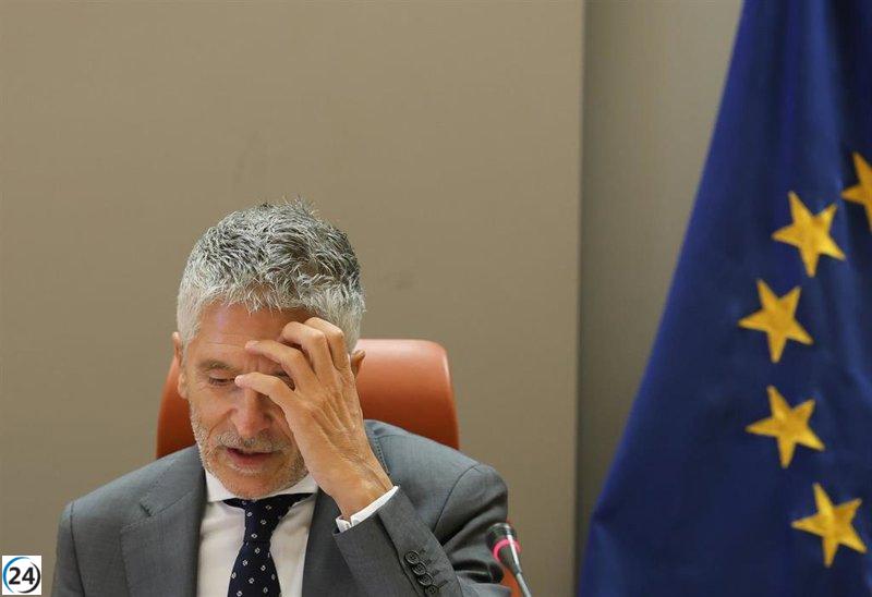Marlaska deslinda al PSOE de la cumbre Díaz-Puigdemont y reivindica la preservación de la Constitución