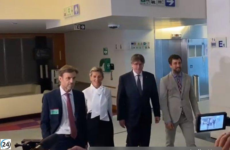 Díaz y Puigdemont se reúnen en Bruselas sin hacer declaraciones preliminares.