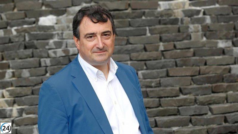 Esteban confirma reunión con Gamarra y reitera su rechazo a la investidura de Feijóo