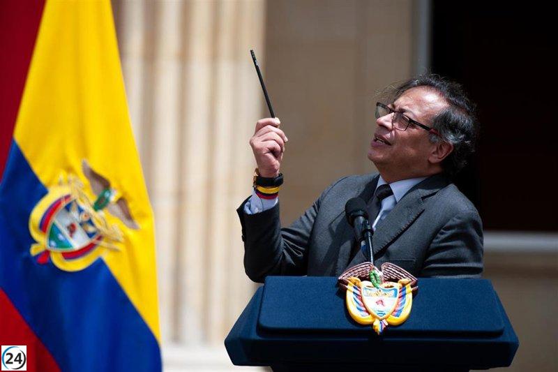 EEUU solicita a Colombia la construcción de una barrera en el Tapón del Darién, revela Petro.