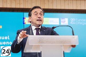 Albares pide al PP disculpas a Colombia por difundir falsedades sobre su encuentro con Puigdemont en su embajada