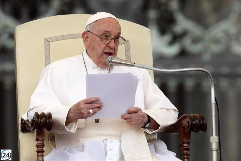 El Papa Francisco aboga por la paz sin armas y propone desarme total y gradual.