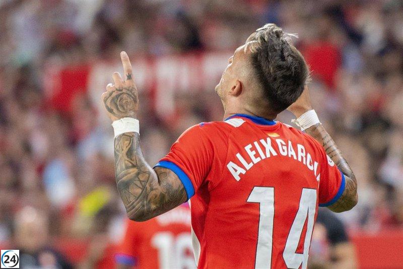 Jóvenes promesas como Grimaldo, Aleix García, Riquelme y Remiro sorprenden en la nueva convocatoria de De la Fuente