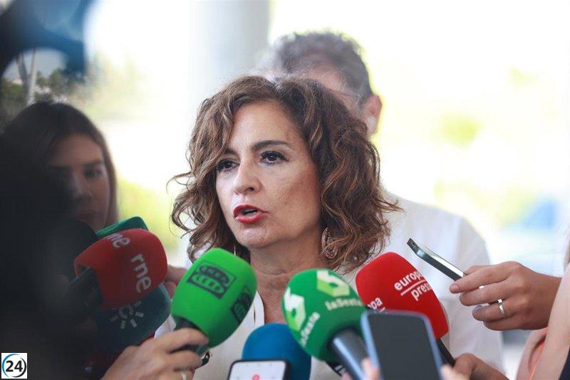 Montero asegura que el acuerdo de deuda con Cataluña será aplicado de manera equitativa en todas las CCAA
