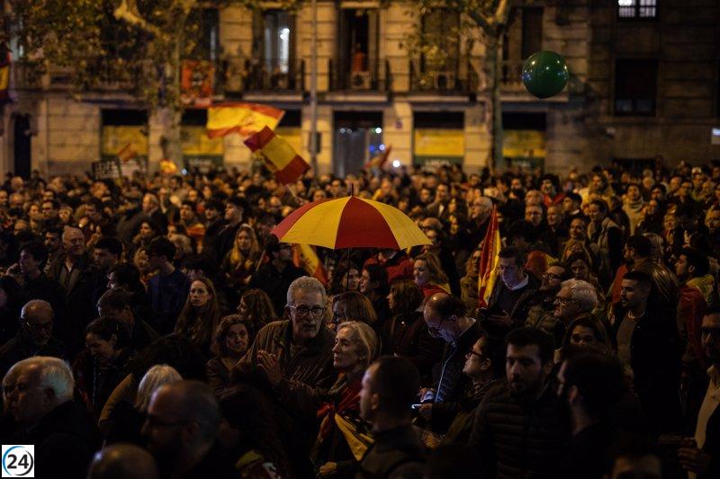 Ola de protestas y tensión en Ferraz, con al menos diez detenidos