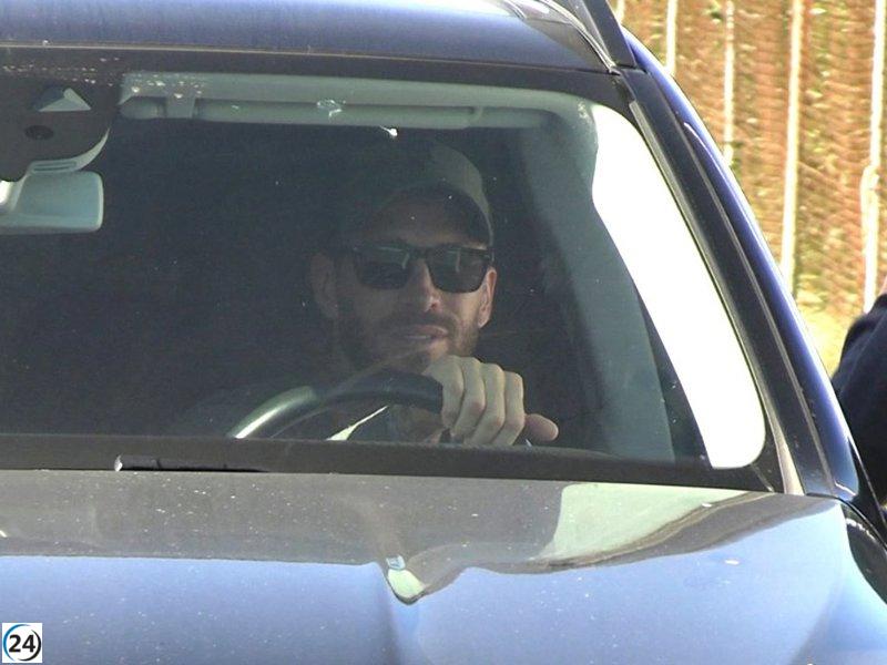 Sergio Ramos mantiene una actitud positiva ante los rumores de crisis con Pilar Rubio, sin ofrecer ninguna declaración negativa al respecto.