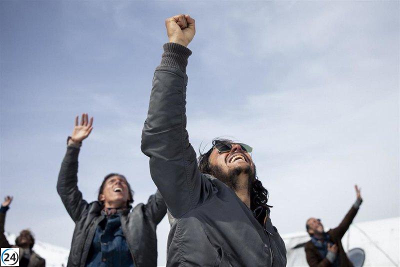 Cinesa rechaza exhibir la película de Netflix 'La sociedad de la Nieve', dirigida por J.A Bayona, tras fallar las negociaciones
