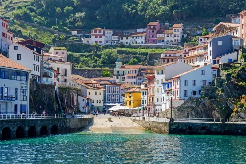 Un paseo por los pueblos más bonitos de España